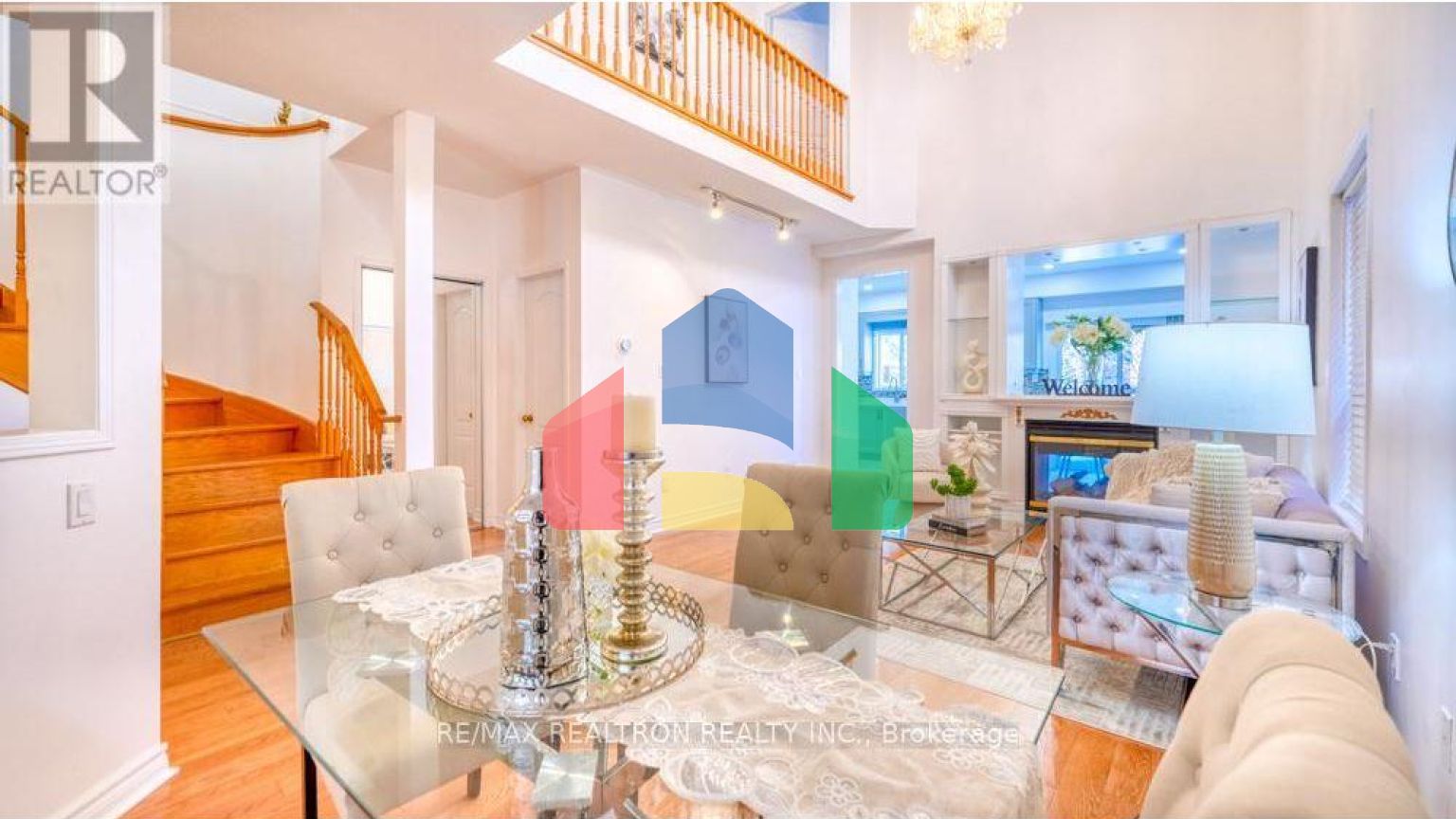 Residential - Single Family Home - Richmond Hill, Canada - Canada