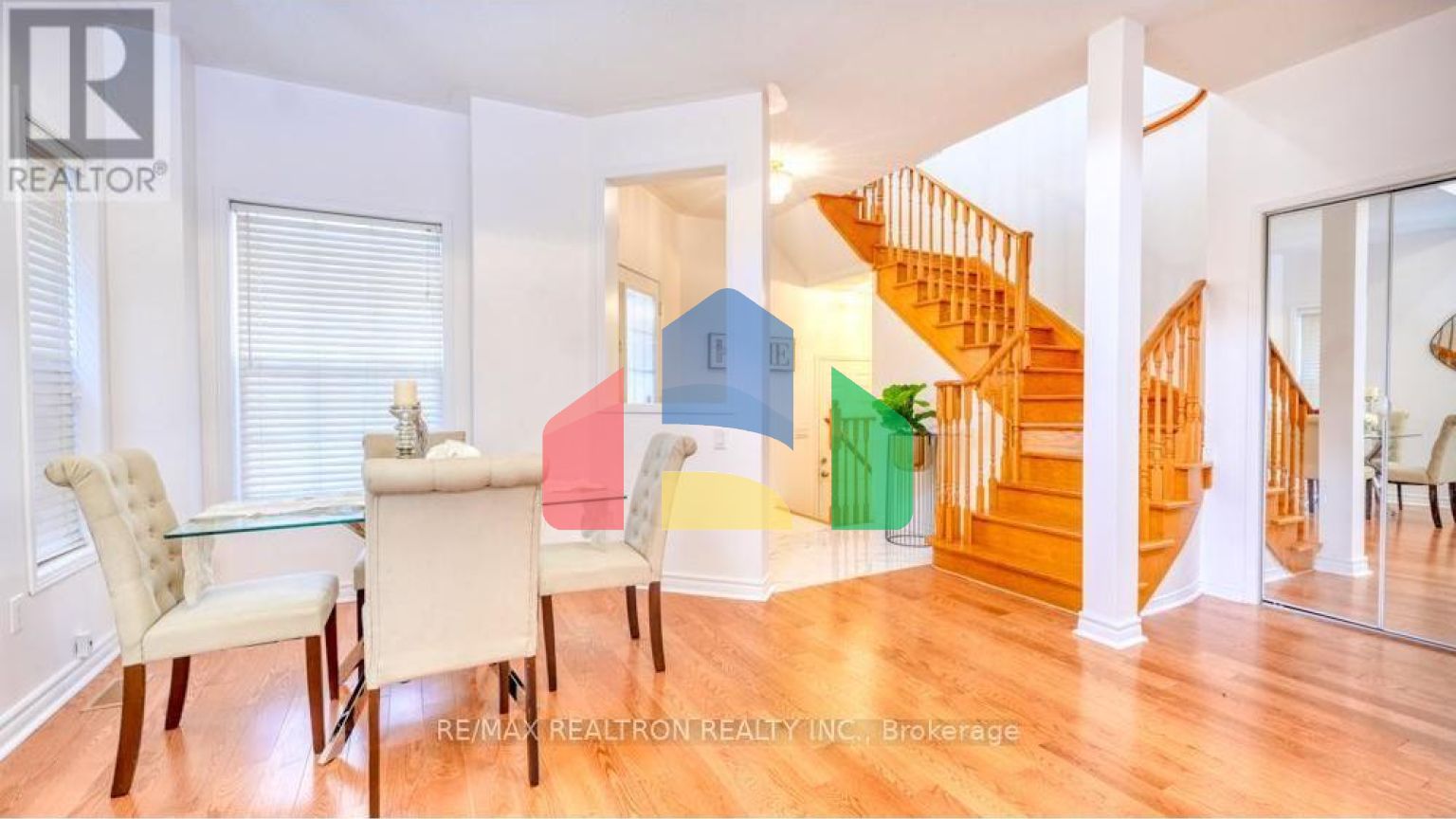 Residential - Single Family Home - Richmond Hill, Canada - Canada