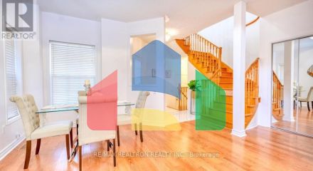 Residential - Single Family Home - Richmond Hill, Canada - Canada