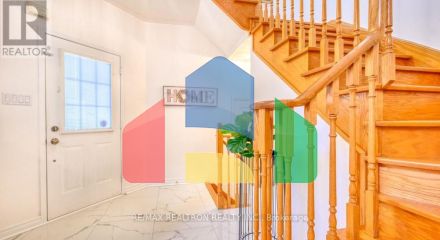 Residential - Single Family Home - Richmond Hill, Canada - Canada