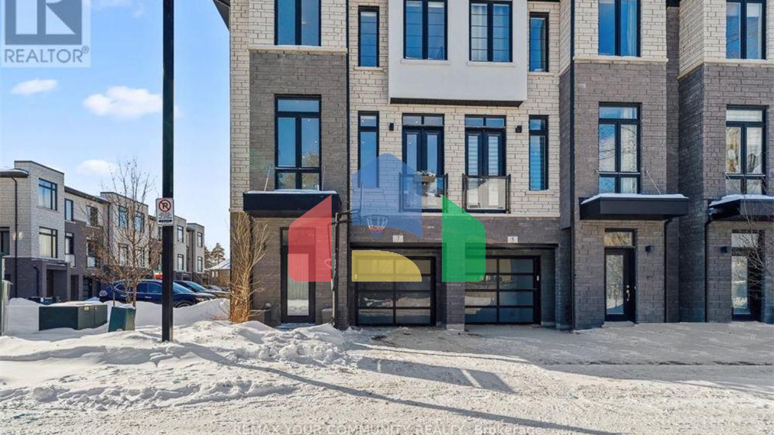 Residential - Single Family Home - Richmond Hill, Canada - Canada