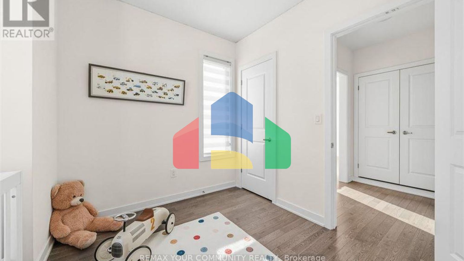 Residential - Single Family Home - Richmond Hill, Canada - Canada