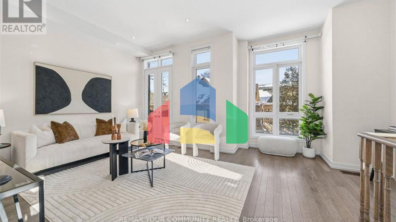 Residential - Single Family Home - Richmond Hill, Canada - Canada