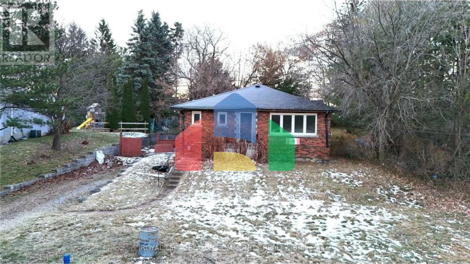 Residential - Single Family Home - Richmond Hill, Canada - Canada