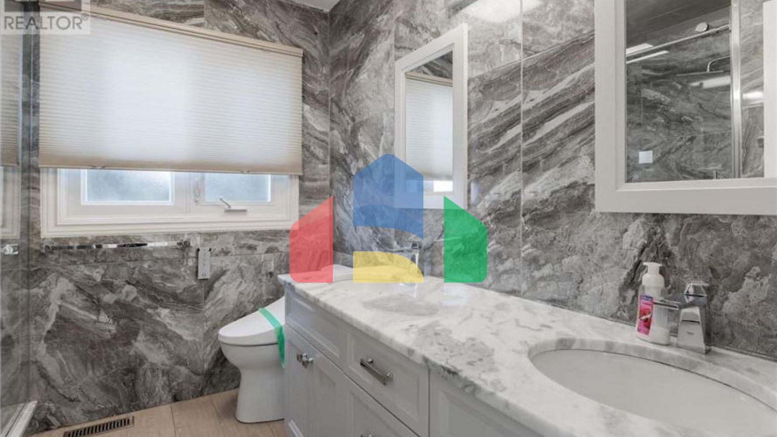 Residential - Single Family Home - Richmond Hill, Canada - Canada