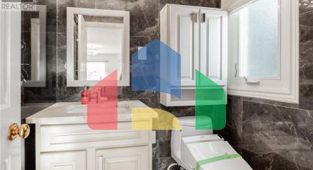 Residential - Single Family Home - Richmond Hill, Canada - Canada