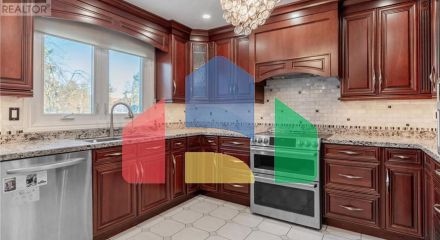 Residential - Single Family Home - Richmond Hill, Canada - Canada