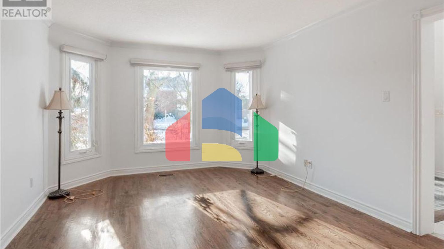 Residential - Single Family Home - Richmond Hill, Canada - Canada