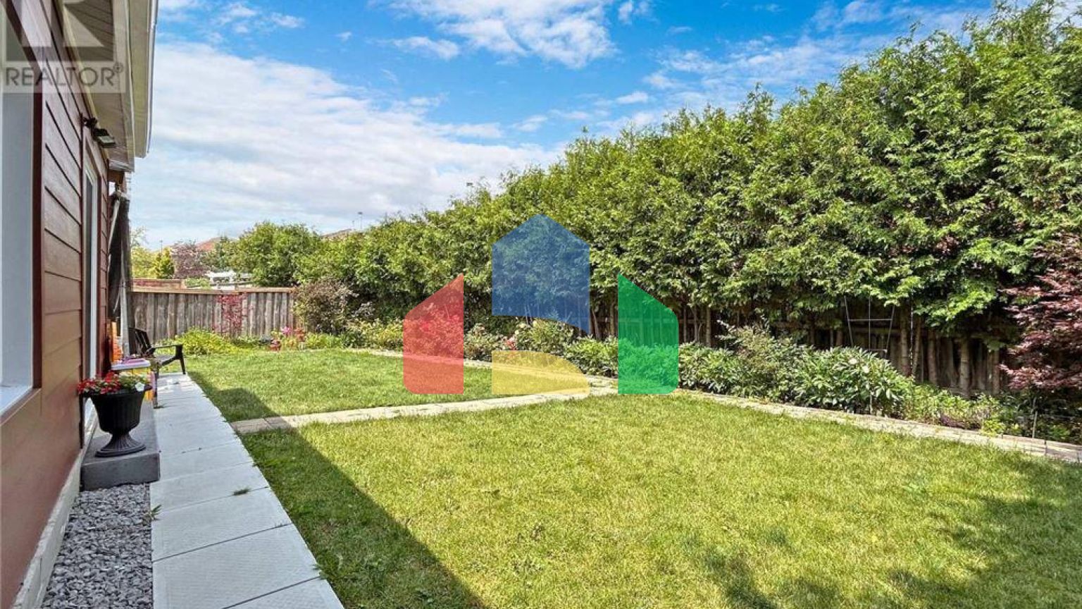 Residential - Single Family Home - Richmond Hill, Canada - Canada