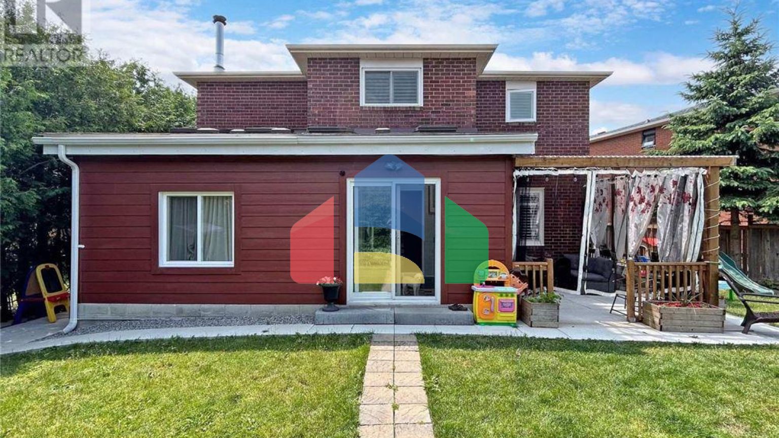 Residential - Single Family Home - Richmond Hill, Canada - Canada