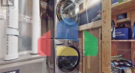 Residential - Single Family Home - Richmond Hill, Canada - Canada