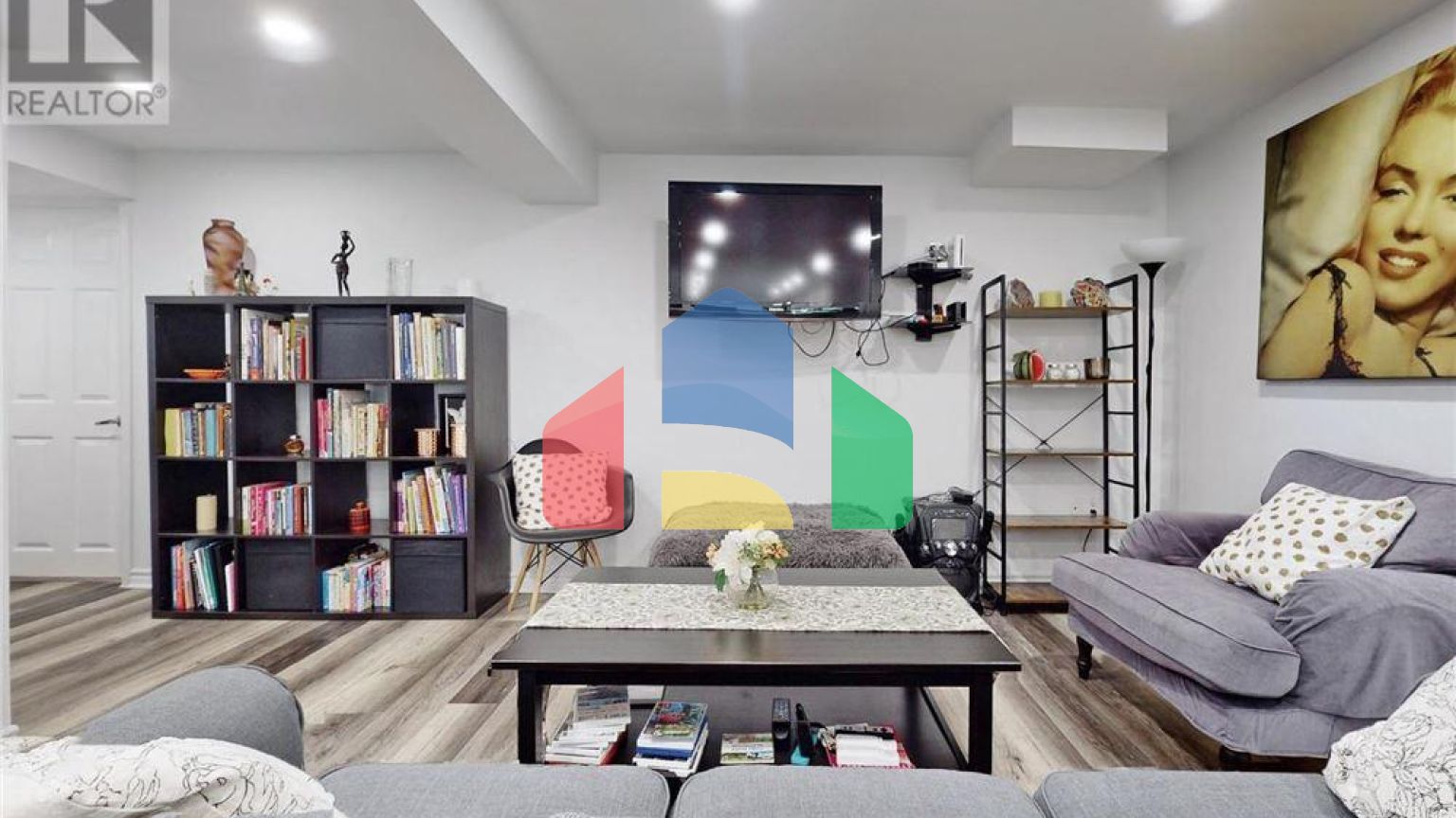 Residential - Single Family Home - Richmond Hill, Canada - Canada