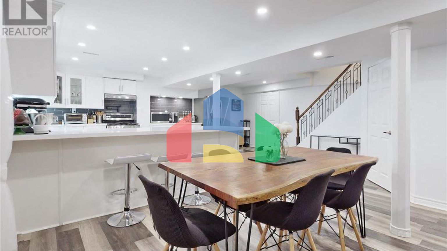 Residential - Single Family Home - Richmond Hill, Canada - Canada