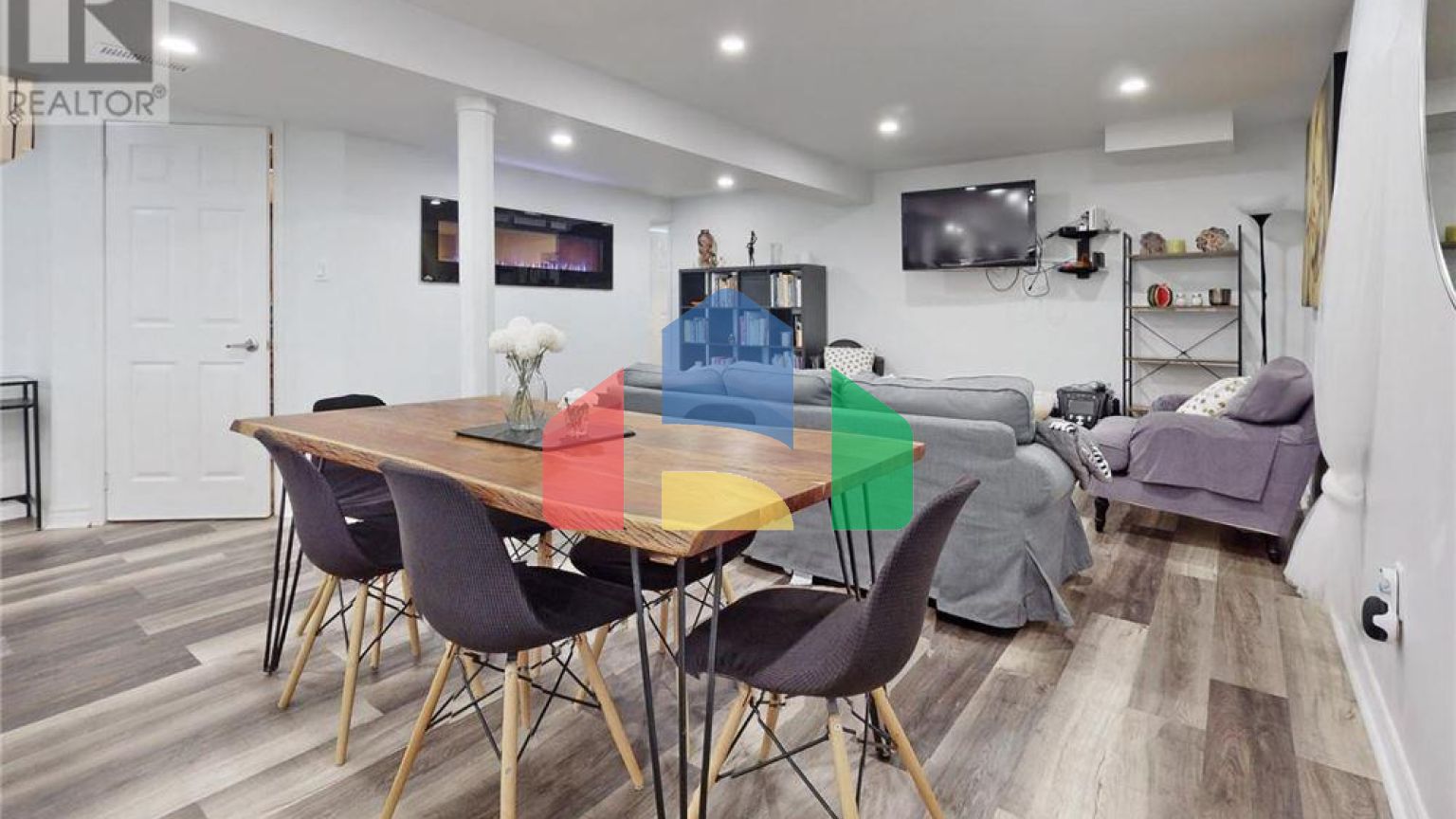 Residential - Single Family Home - Richmond Hill, Canada - Canada