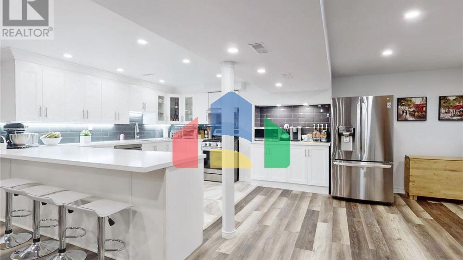 Residential - Single Family Home - Richmond Hill, Canada - Canada