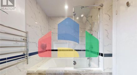 Residential - Single Family Home - Richmond Hill, Canada - Canada