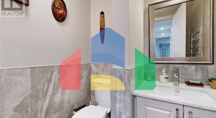 Residential - Single Family Home - Richmond Hill, Canada - Canada