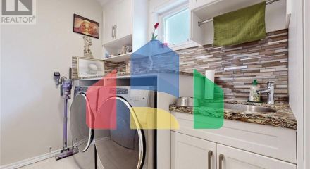 Residential - Single Family Home - Richmond Hill, Canada - Canada