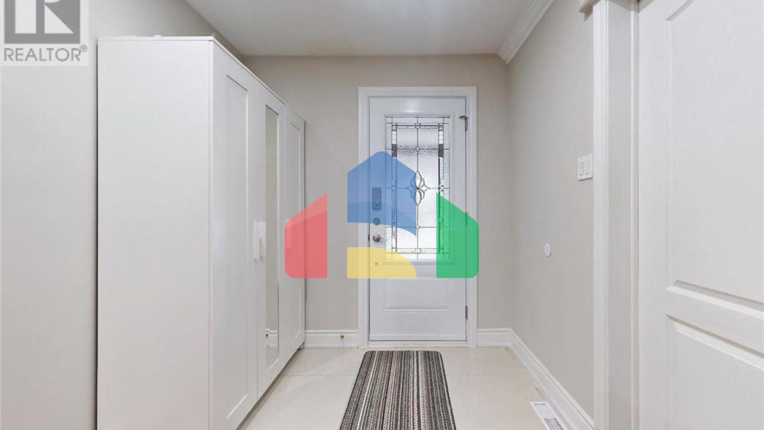 Residential - Single Family Home - Richmond Hill, Canada - Canada