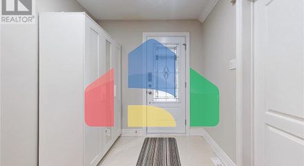 Residential - Single Family Home - Richmond Hill, Canada - Canada