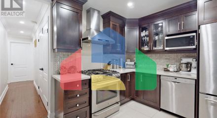 Residential - Single Family Home - Richmond Hill, Canada - Canada