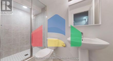 Residential - Single Family Home - Richmond Hill, Canada - Canada