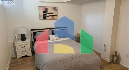 Residential - Single Family Home - Richmond Hill, Canada - Canada