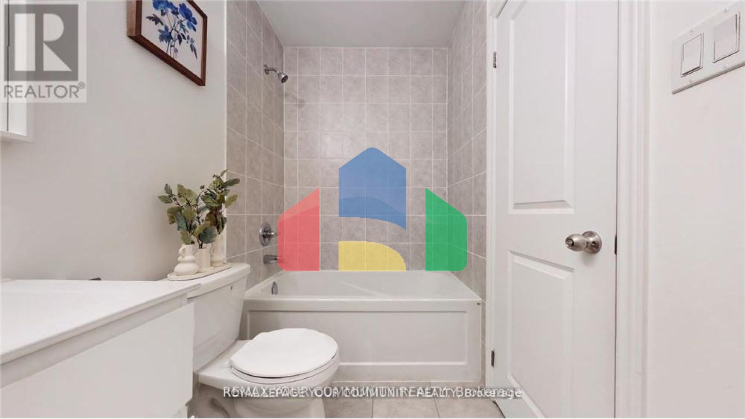 Residential - Single Family Home - Richmond Hill, Canada - Canada