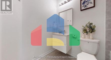 Residential - Single Family Home - Richmond Hill, Canada - Canada