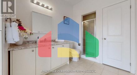 Residential - Single Family Home - Richmond Hill, Canada - Canada