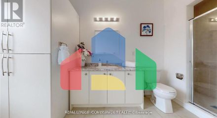 Residential - Single Family Home - Richmond Hill, Canada - Canada