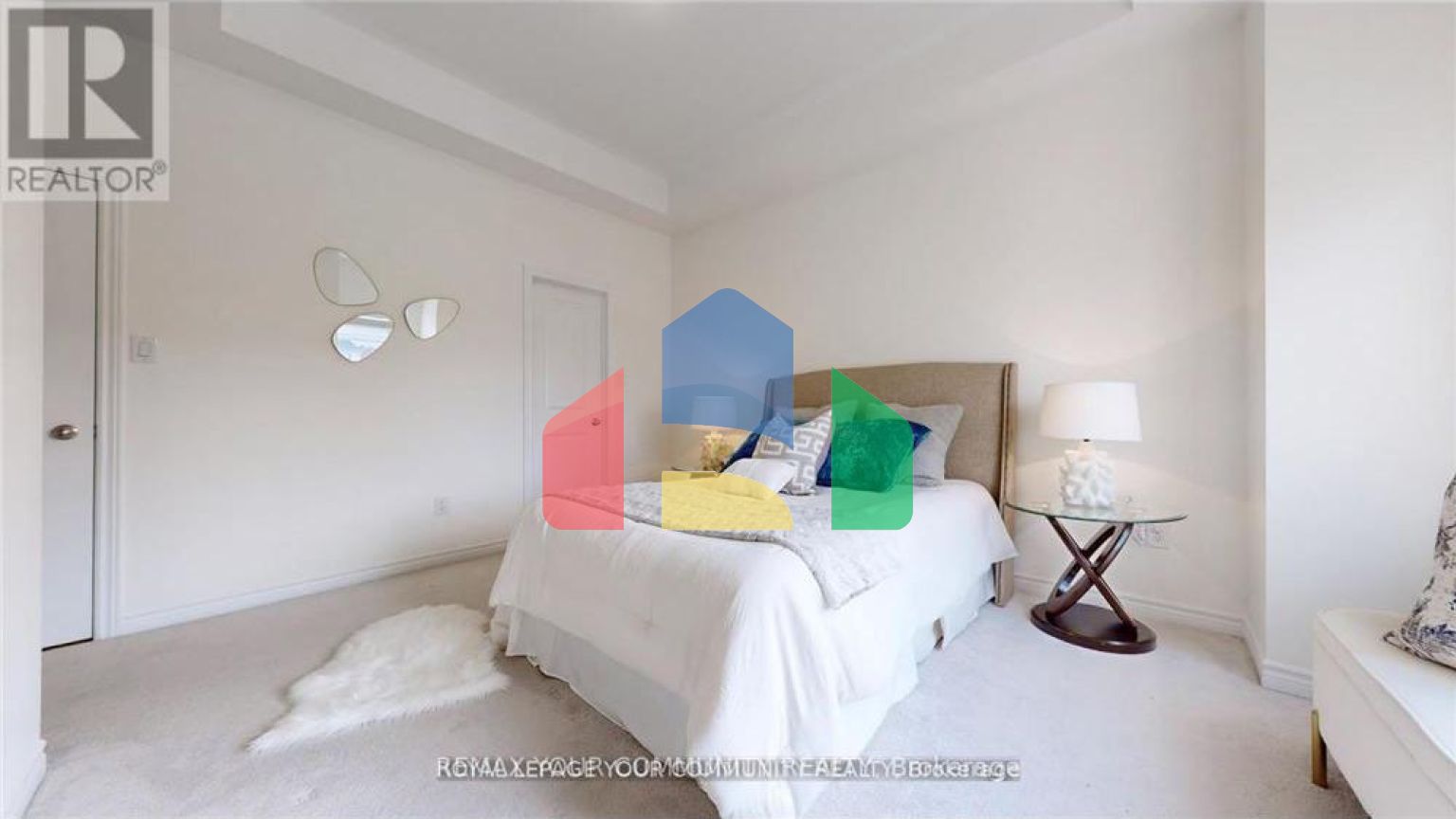 Residential - Single Family Home - Richmond Hill, Canada - Canada