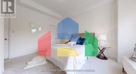 Residential - Single Family Home - Richmond Hill, Canada - Canada