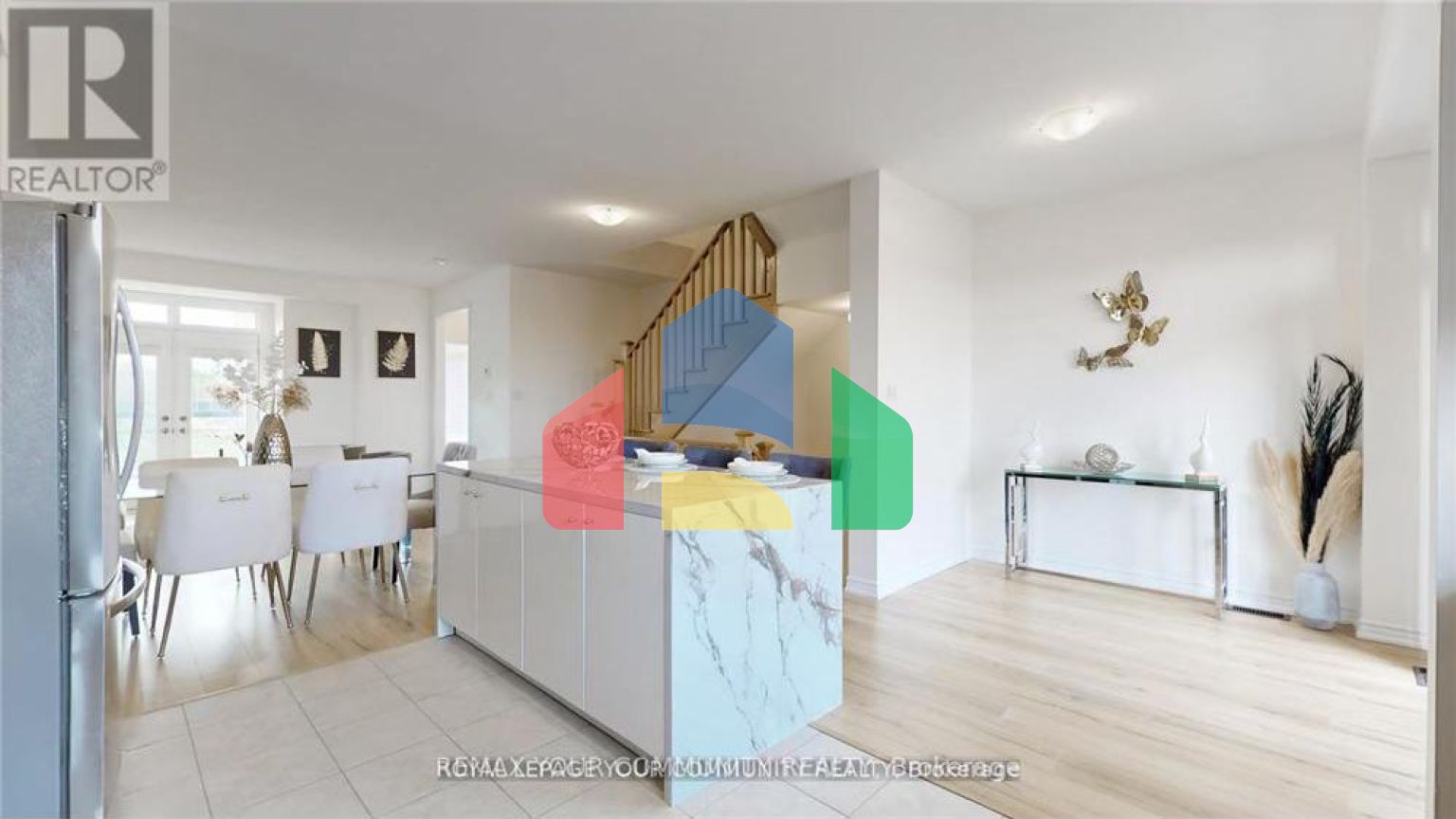 Residential - Single Family Home - Richmond Hill, Canada - Canada