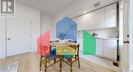 Residential - Single Family Home - Richmond Hill, Canada - Canada