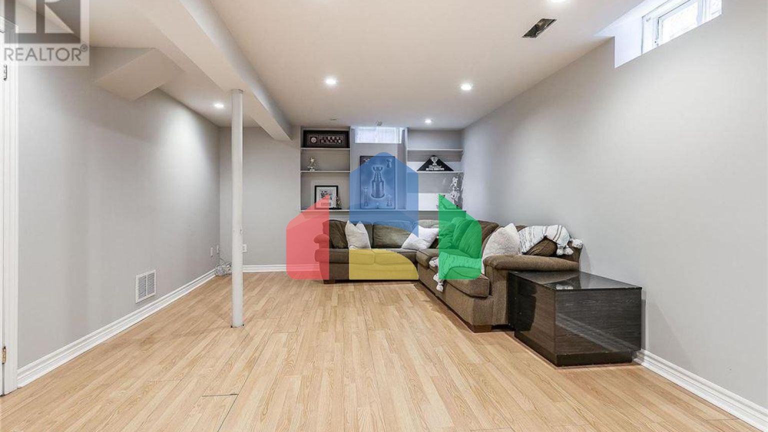 Residential - Single Family Home - Richmond Hill, Canada - Canada