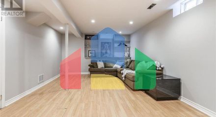 Residential - Single Family Home - Richmond Hill, Canada - Canada