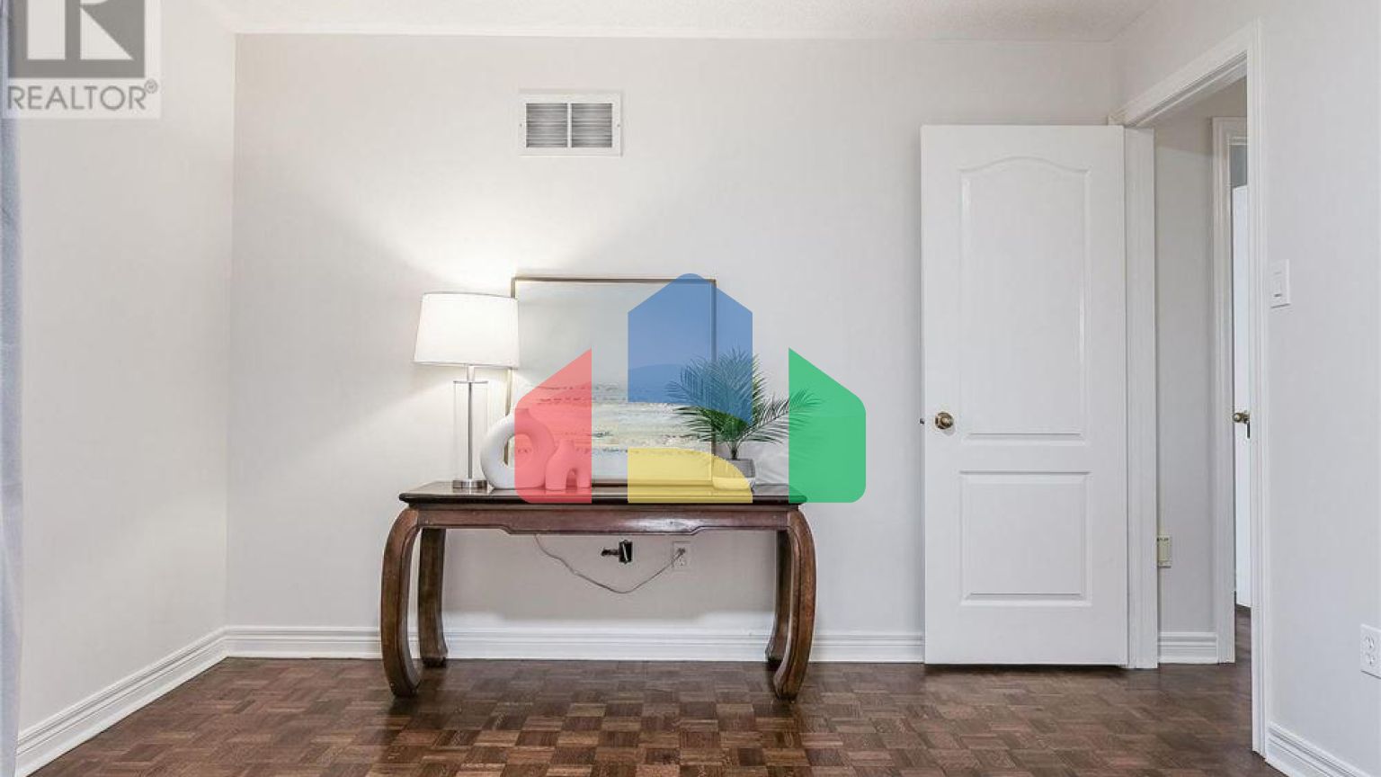 Residential - Single Family Home - Richmond Hill, Canada - Canada