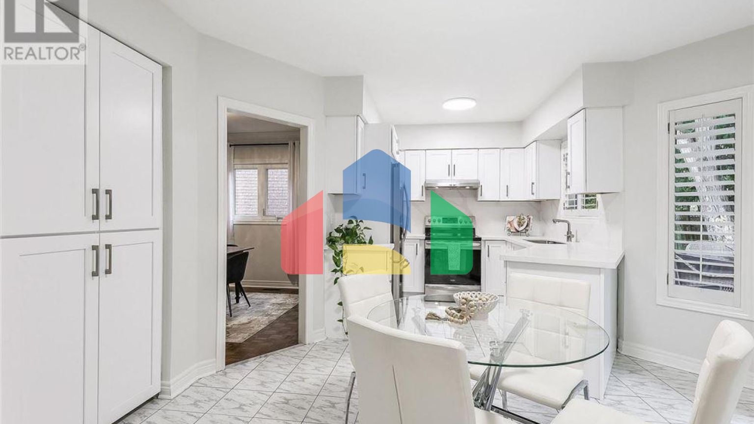 Residential - Single Family Home - Richmond Hill, Canada - Canada