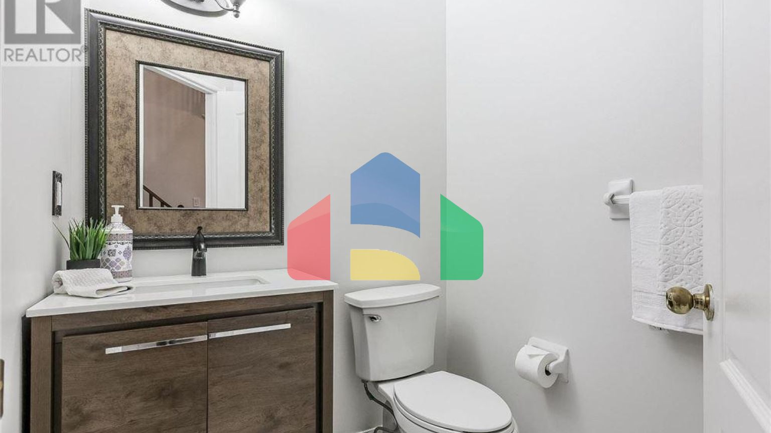 Residential - Single Family Home - Richmond Hill, Canada - Canada