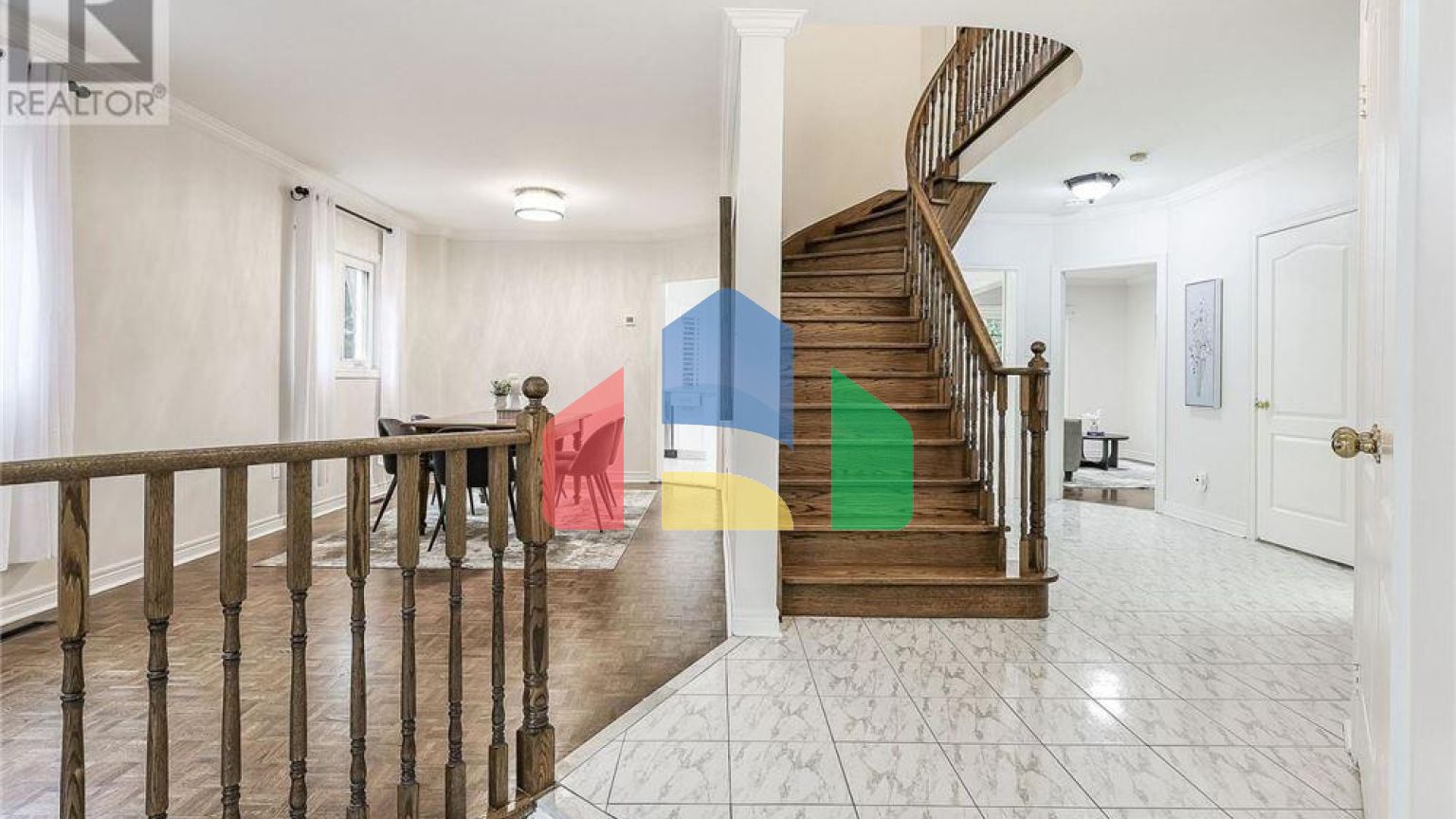 Residential - Single Family Home - Richmond Hill, Canada - Canada