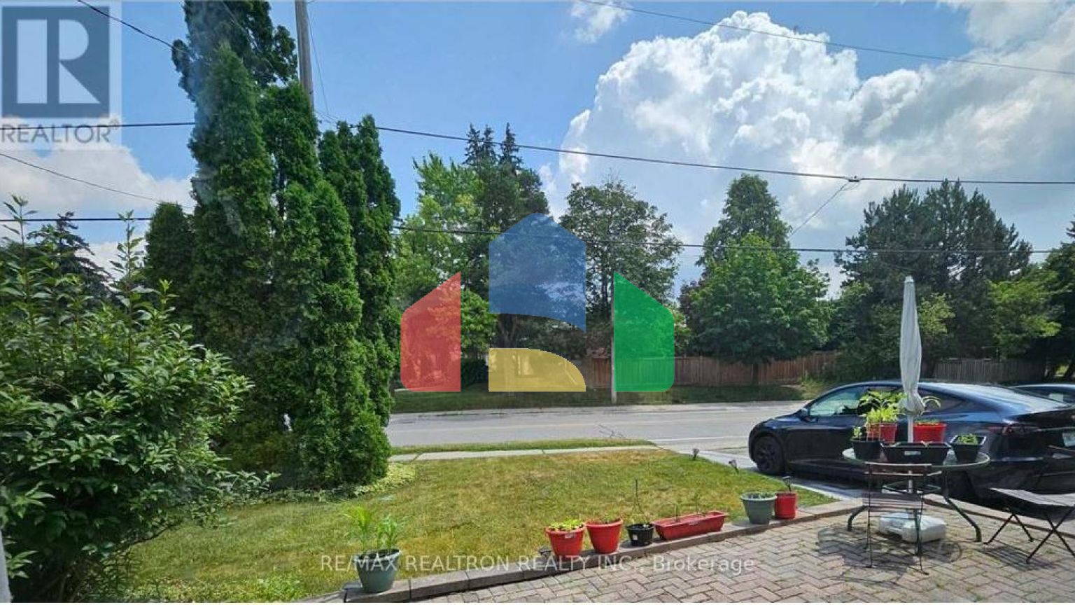 Residential - Single Family Home - Richmond Hill, Canada - Canada