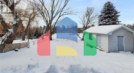 Residential - Single Family Home - Richmond Hill, Canada - Canada