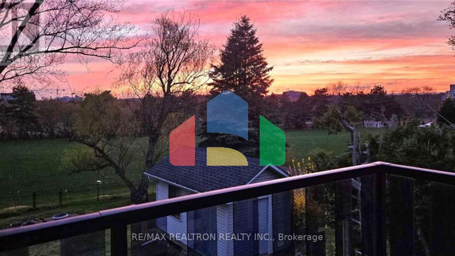 Residential - Single Family Home - Richmond Hill, Canada - Canada