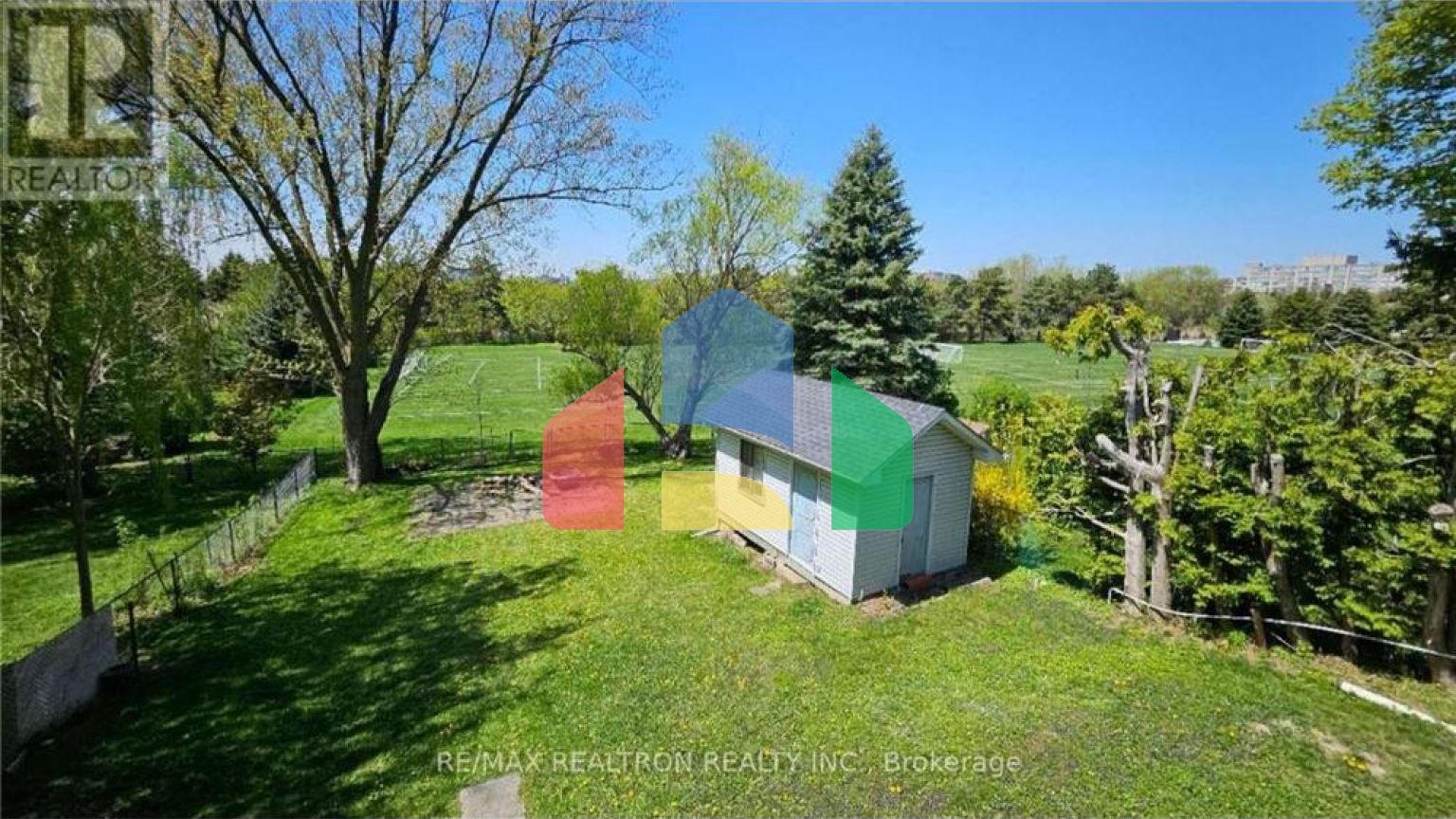 Residential - Single Family Home - Richmond Hill, Canada - Canada