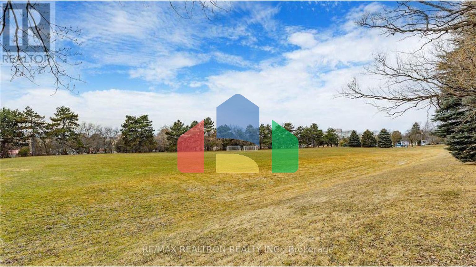 Residential - Single Family Home - Richmond Hill, Canada - Canada