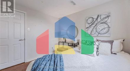 Residential - Single Family Home - Richmond Hill, Canada - Canada