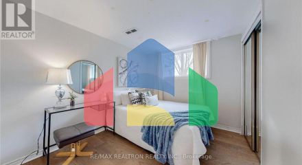 Residential - Single Family Home - Richmond Hill, Canada - Canada