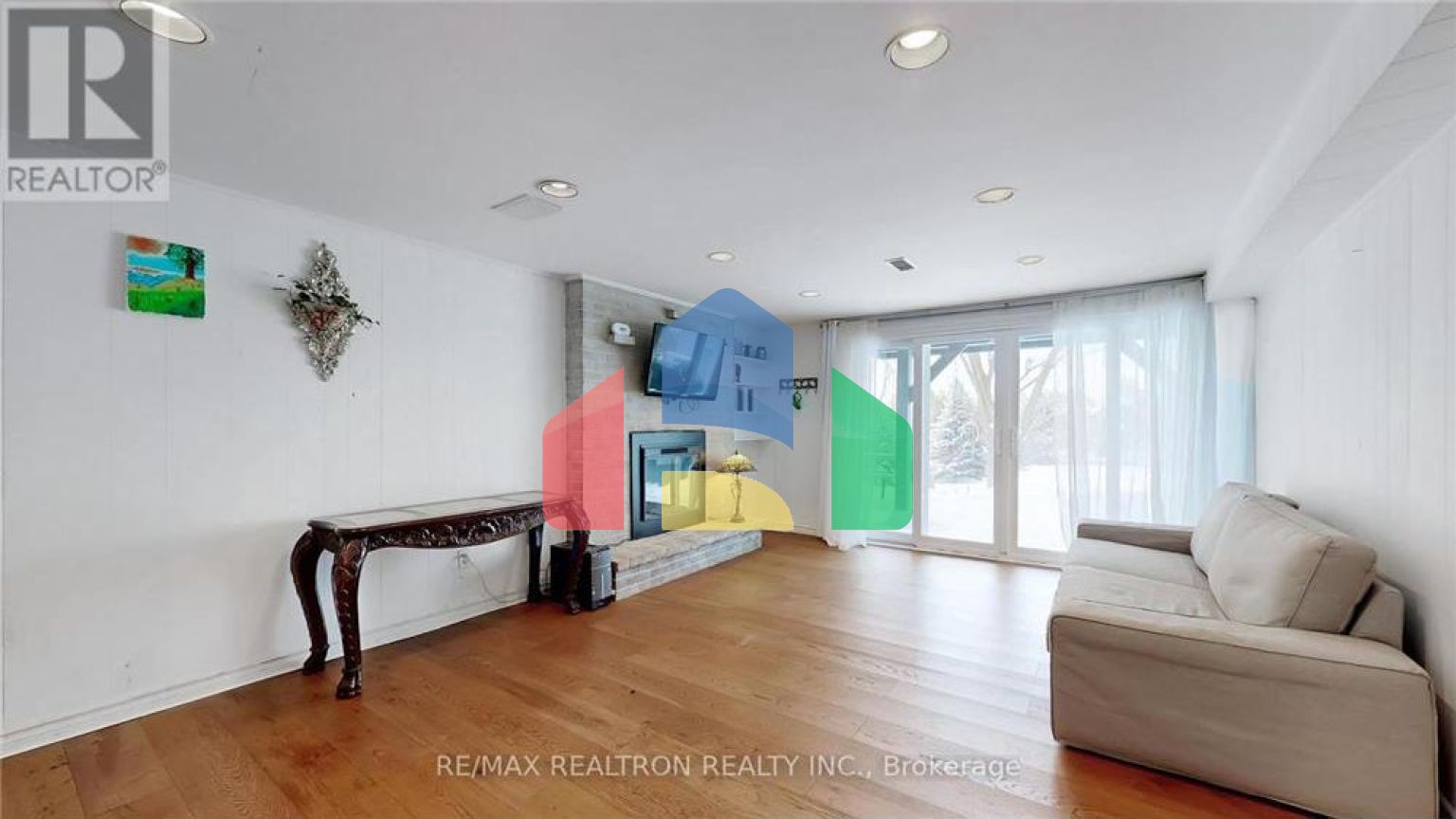 Residential - Single Family Home - Richmond Hill, Canada - Canada