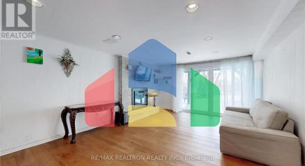 Residential - Single Family Home - Richmond Hill, Canada - Canada